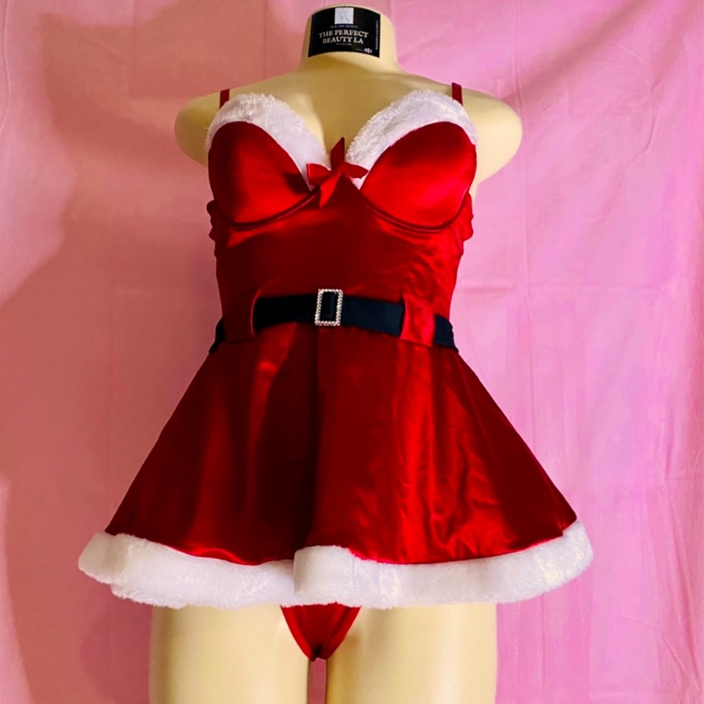 Santa lingerie
